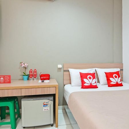 Zen Rooms Karet Pedurenan จาการ์ตา ภายนอก รูปภาพ